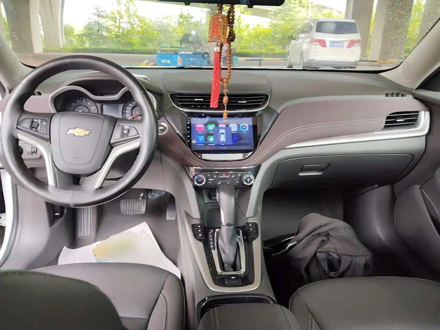 Chevrolet Malibu 2018 530T Automatic Luxury Edition — миниатюра 12