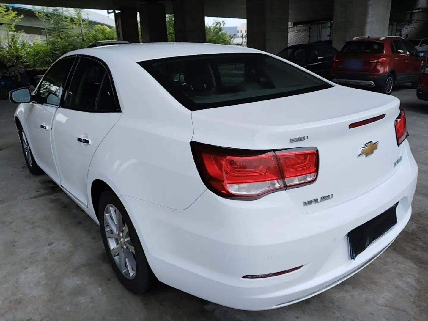 Chevrolet Malibu 2018 530T Automatic Luxury Edition — миниатюра 4