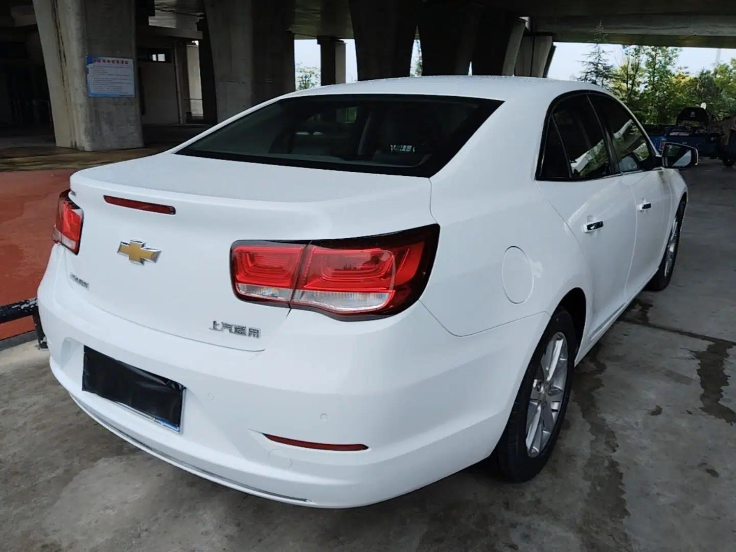 Chevrolet Malibu 2018 530T Automatic Luxury Edition — миниатюра 6