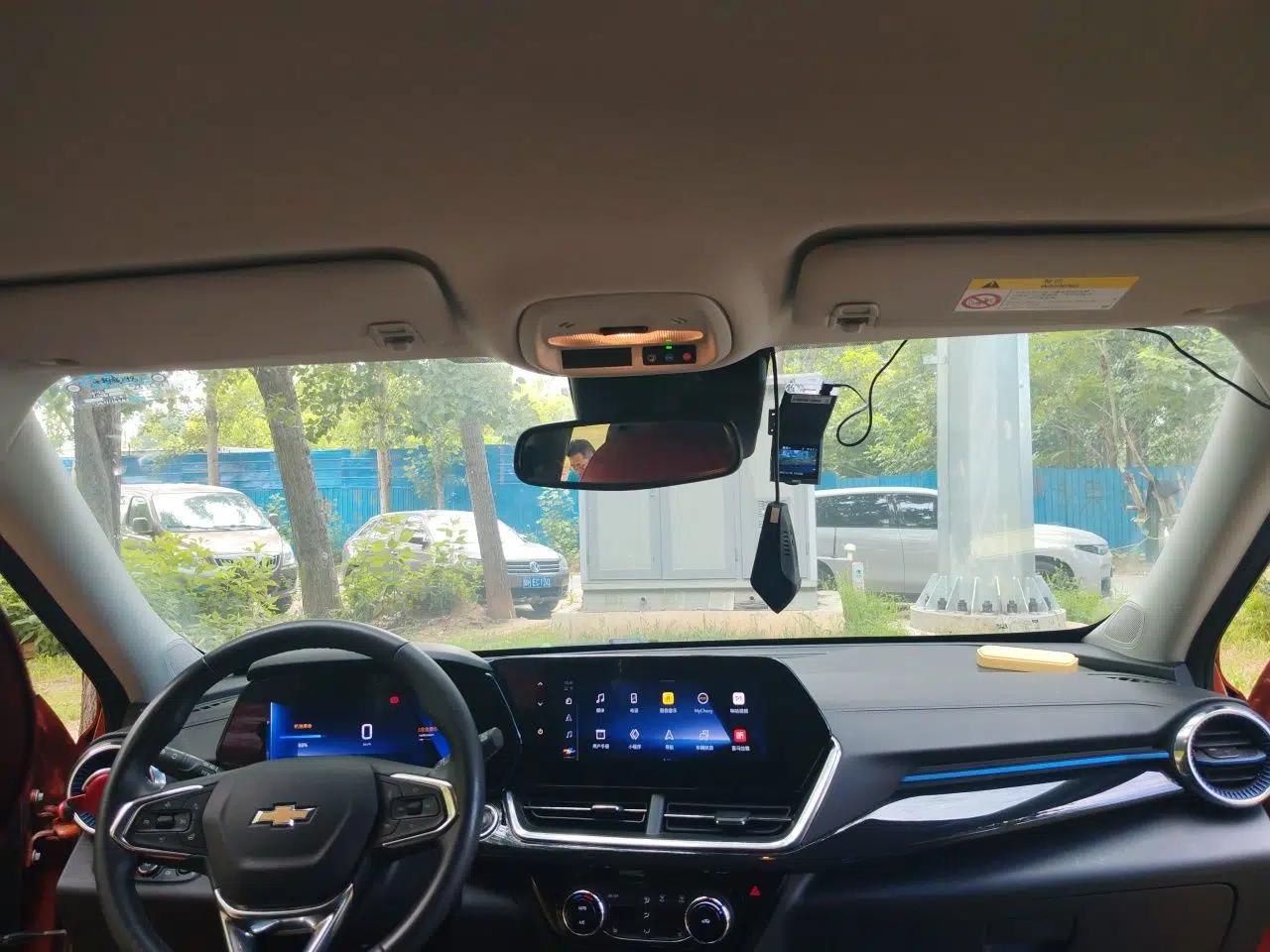 Chevrolet Seeker 2022 1.5T CVT Trendy Smart Edition — миниатюра 18