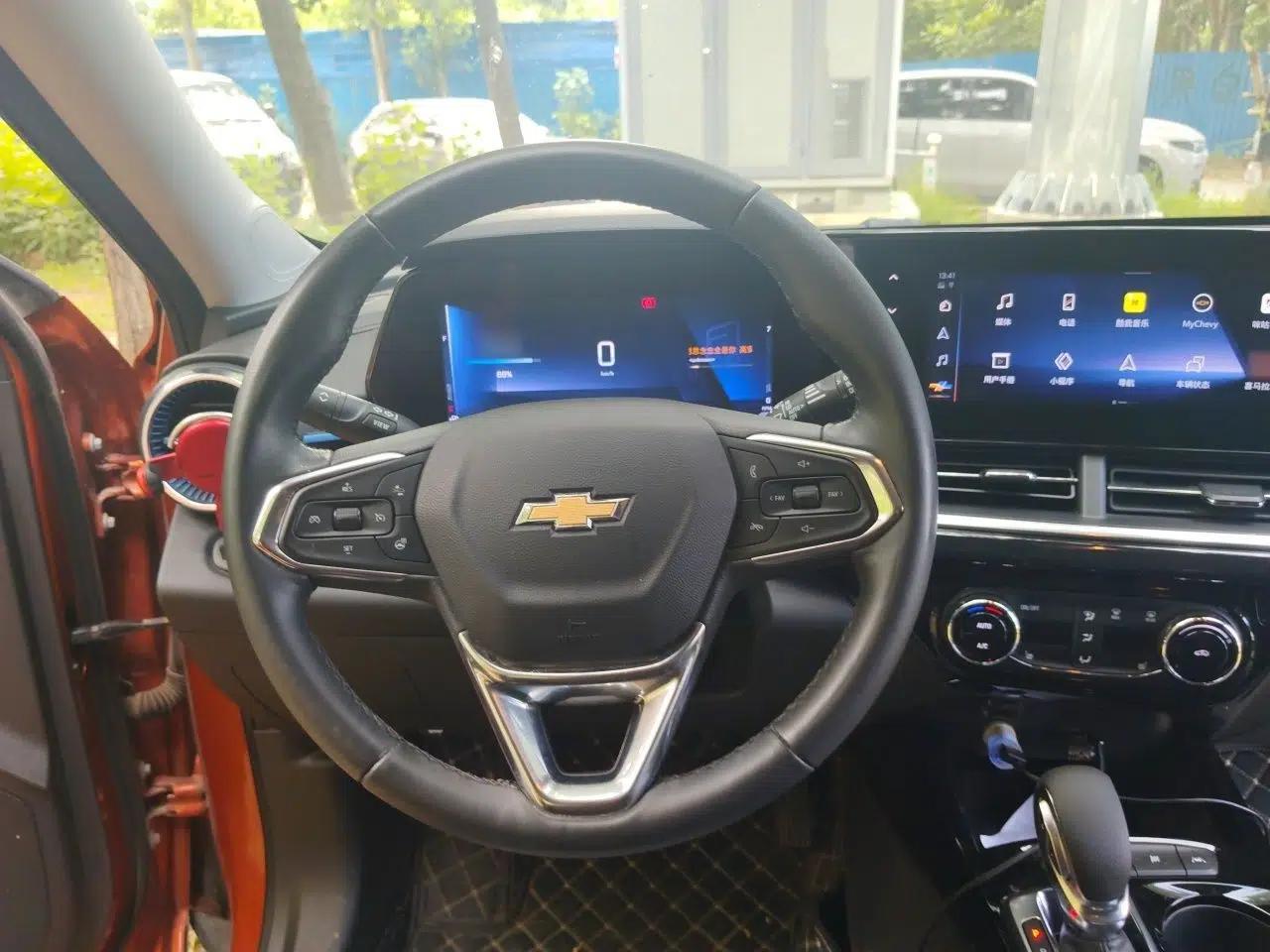 Chevrolet Seeker 2022 1.5T CVT Trendy Smart Edition — миниатюра 10