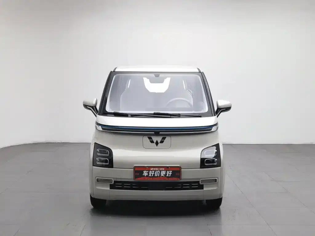 Wuling Air ev Clear Sky 2023 Model, Four-Seat - Advanced Edition — миниатюра 3