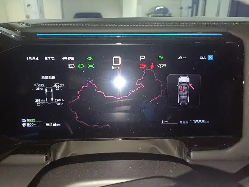 Leopard 8 2025 Smart & Brave Flagship Edition 7-Seater — миниатюра 13