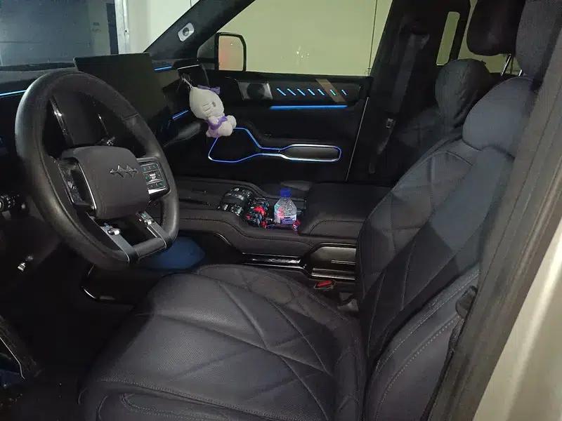 Leopard 8 2025 Smart & Brave Flagship Edition 7-Seater — миниатюра 7
