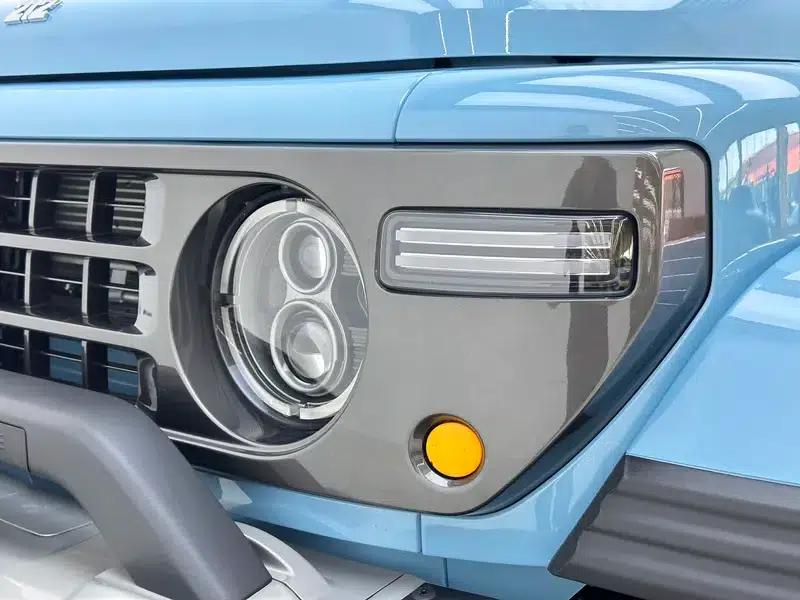 212 T01 2024 Model 2.0T Changfeng Edition — миниатюра 12
