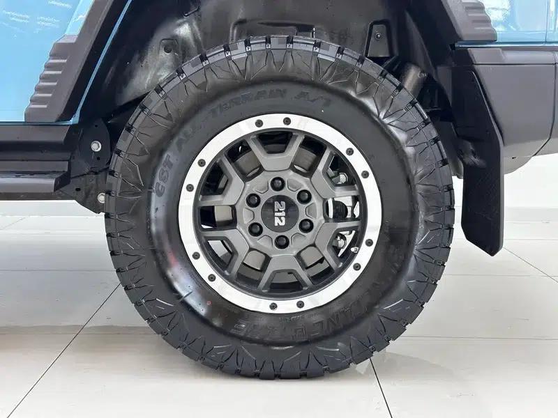 212 T01 2024 Model 2.0T Changfeng Edition — миниатюра 9