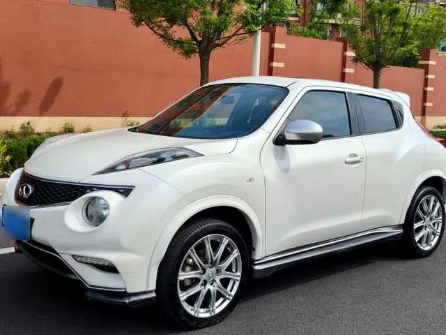 Infiniti ESQ 2014 1.6L Spontaneous Edition