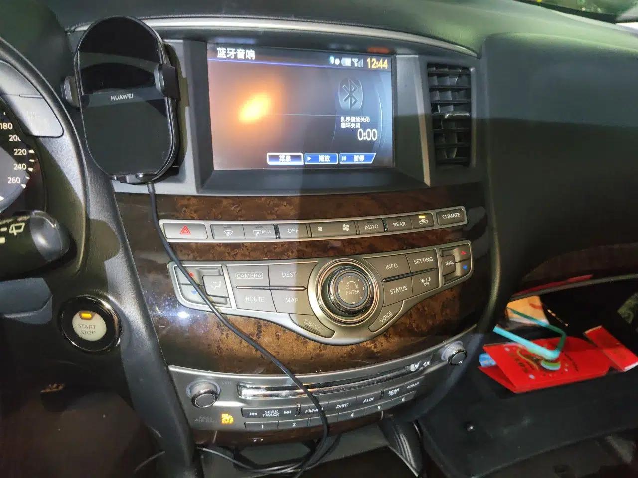 Infiniti QX60 2014 2.5 S/C Hybrid Two-Wheel Drive Excellence Edition — миниатюра 13