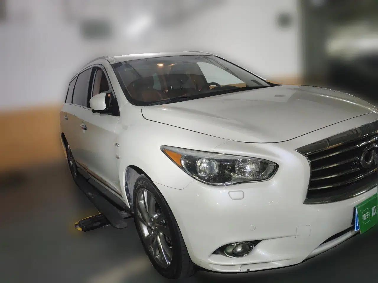 Infiniti QX60 2014 2.5 S/C Hybrid Two-Wheel Drive Excellence Edition — миниатюра 3