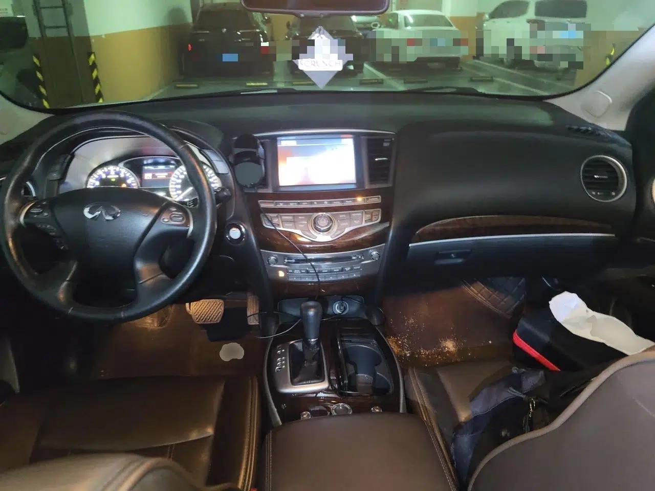Infiniti QX60 2014 2.5 S/C Hybrid Two-Wheel Drive Excellence Edition — миниатюра 9