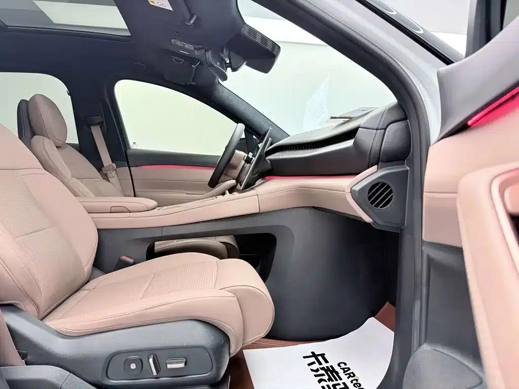 NIO ES6 2024 model 75kWh — миниатюра 11