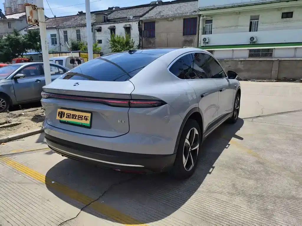 NIO EC6 2024 model 75kWh — миниатюра 3