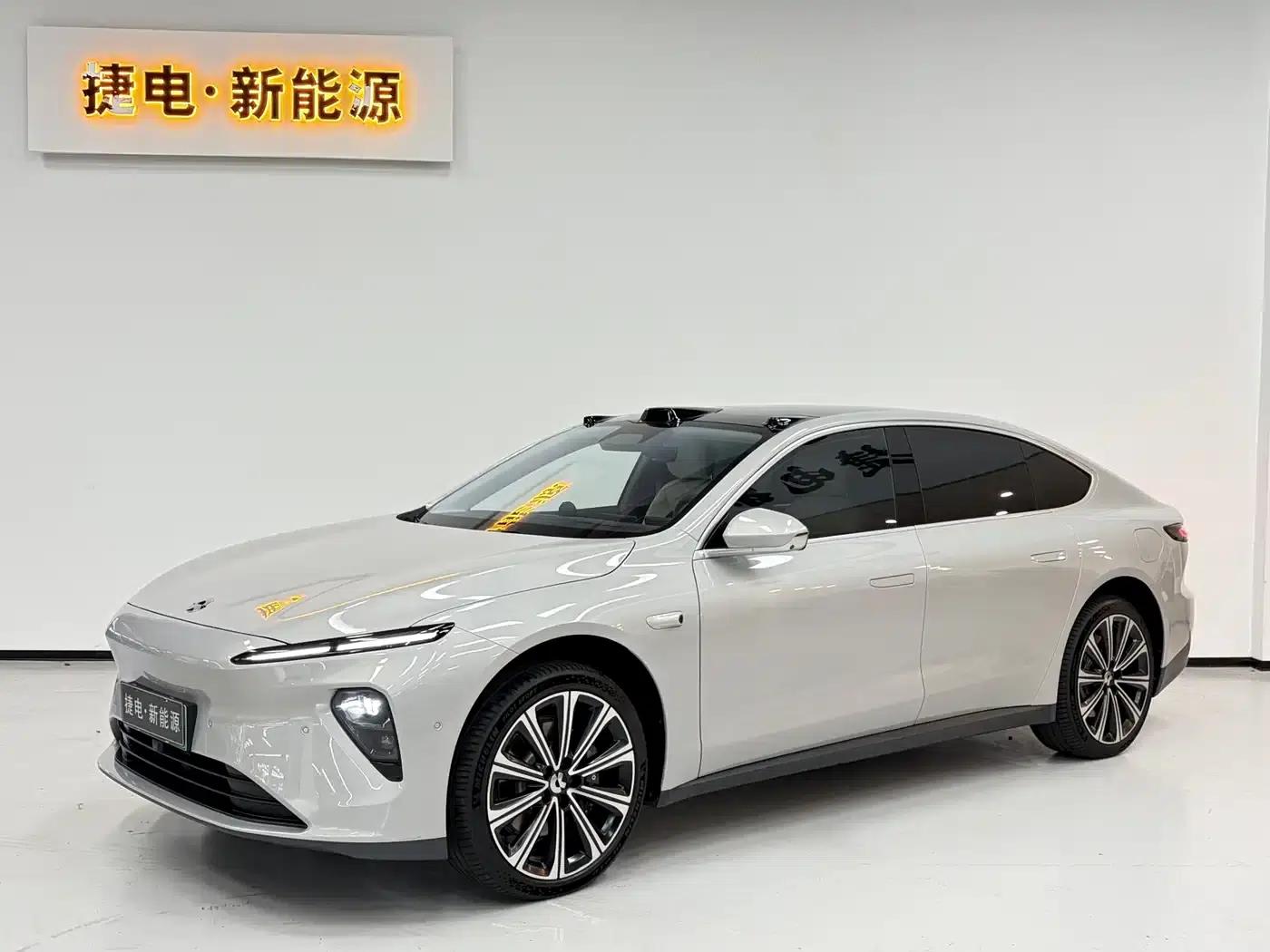 NIO ET7 2024 75kWh Executive Edition — миниатюра 1