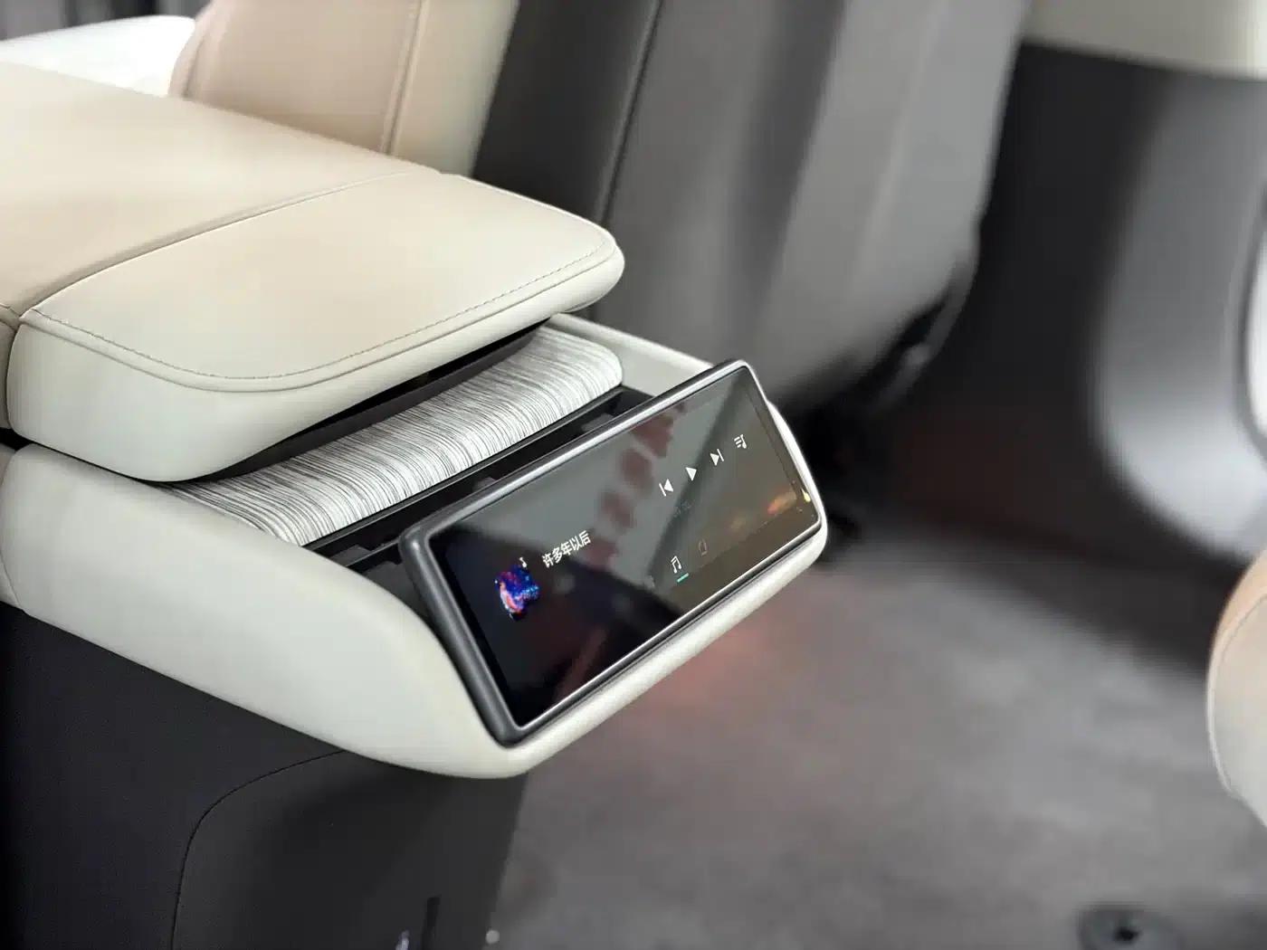 NIO ET7 2024 75kWh Executive Edition — миниатюра 13
