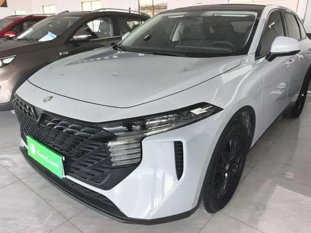 Venucia V 2021 260T Idol Edition