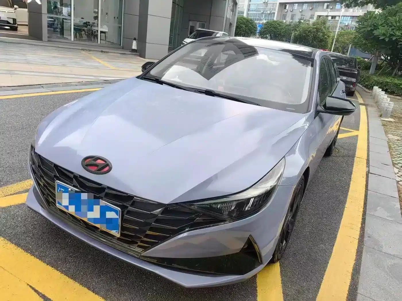 Hyundai Elantra 2021 1.5L CVT TOP Flagship Edition — миниатюра 1