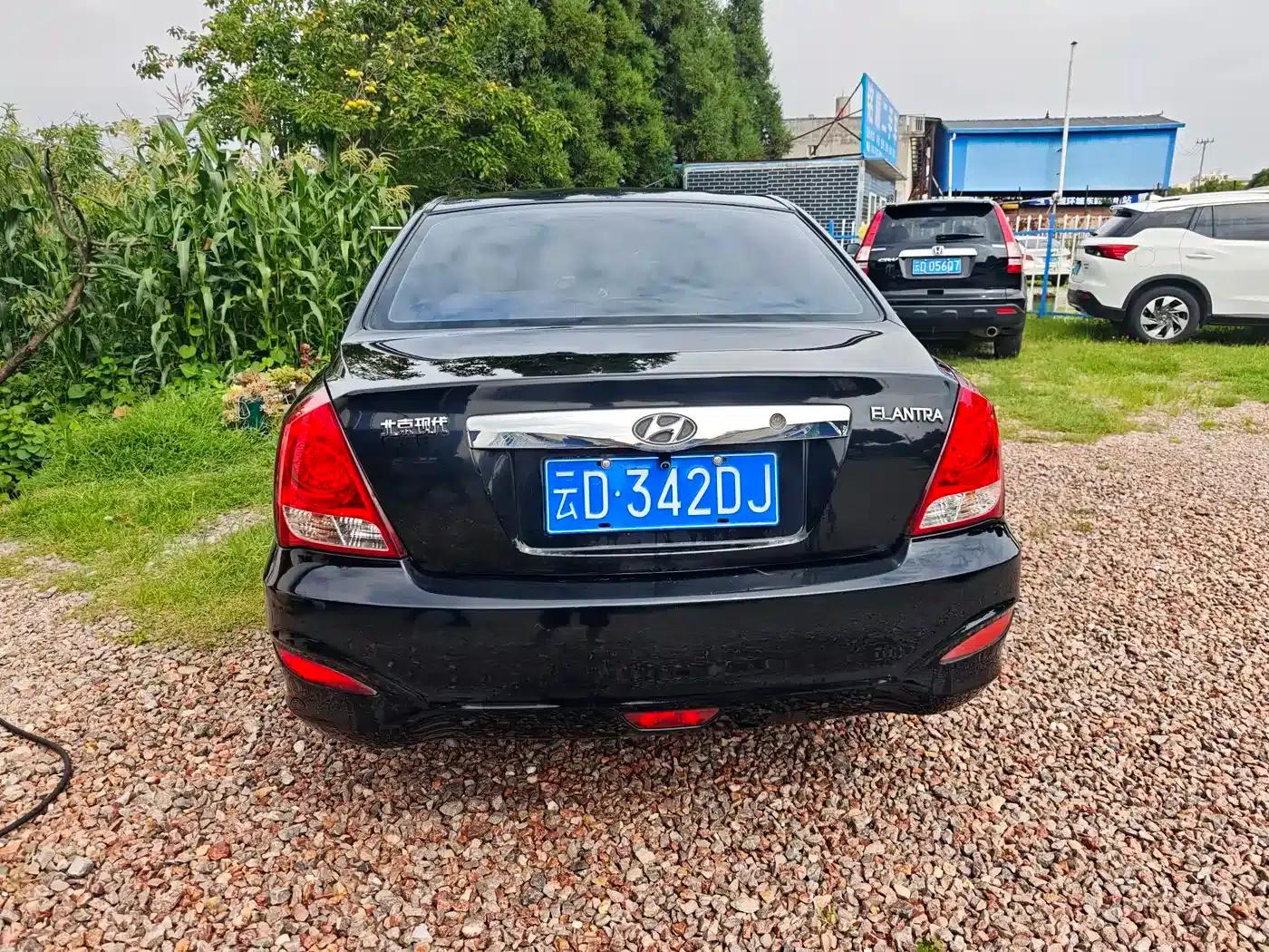 Hyundai Elantra 2011 1.6L Manual Comfort Model — миниатюра 4