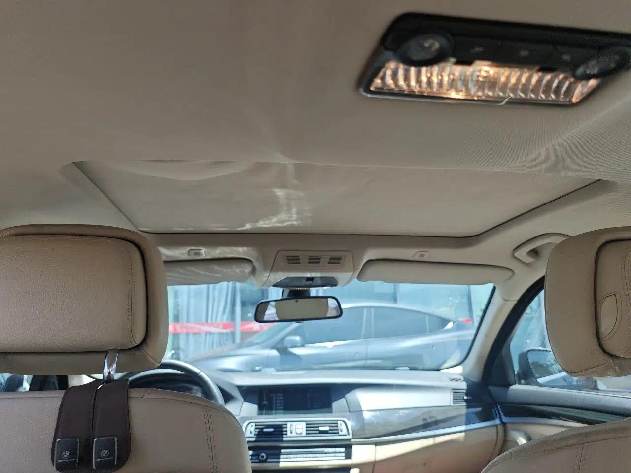 BMW 5 Series 2012 530Li Leading Model — миниатюра 18