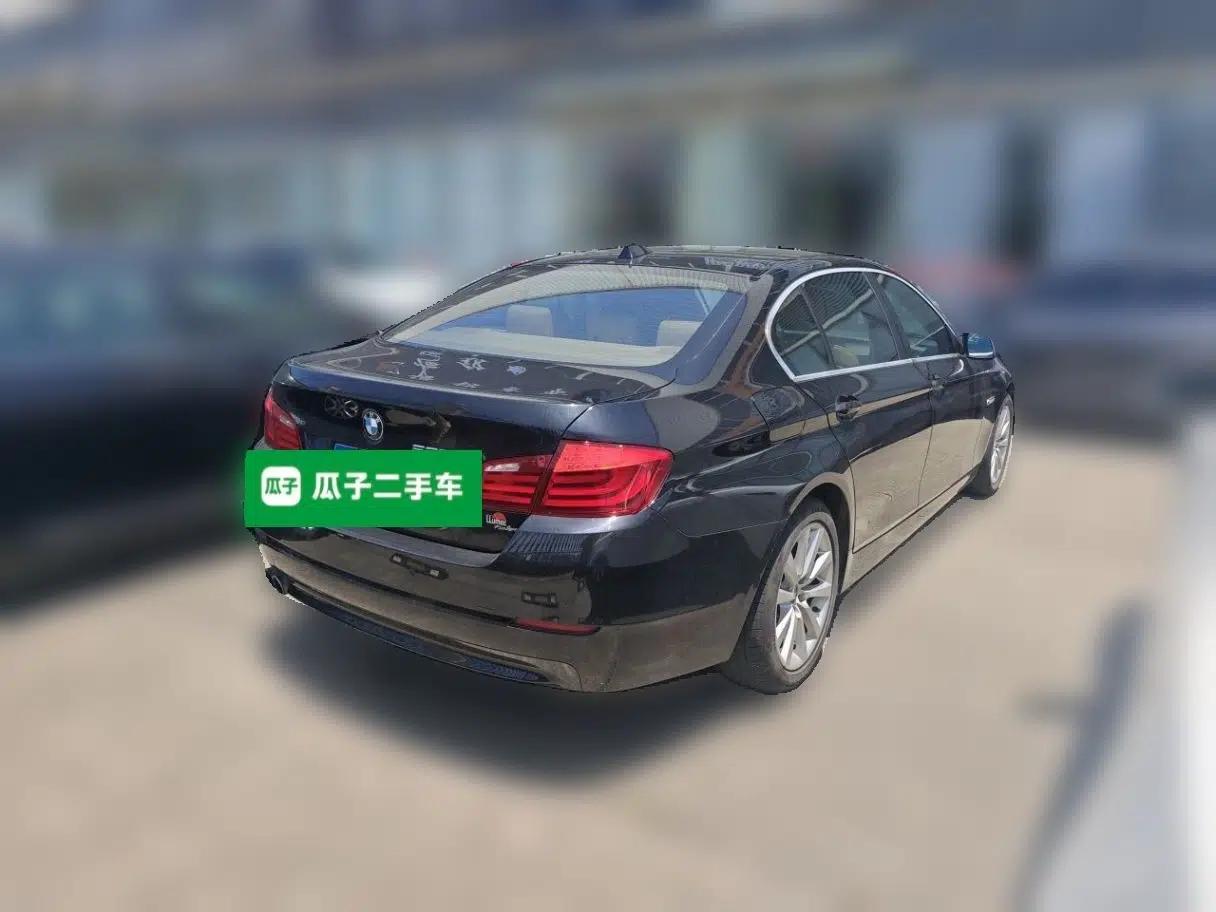 BMW 5 Series 2012 530Li Leading Model — миниатюра 6
