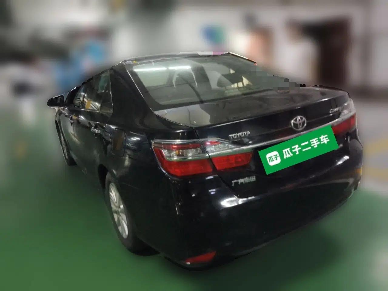 Toyota Camry 2015 2.0G Premier Edition — миниатюра 4