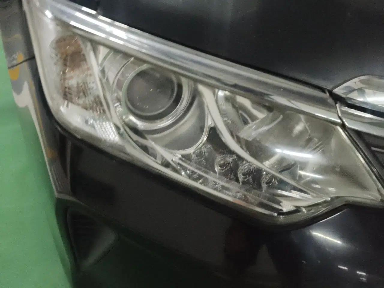 Toyota Camry 2015 2.0G Premier Edition — миниатюра 7