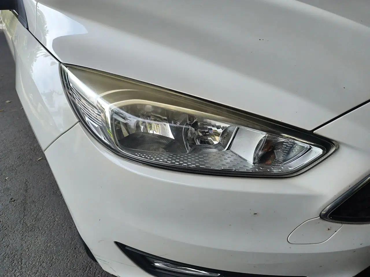 Ford Focus 2017 Hatchback 1.6L Automatic Comfort Plus SmartDrive Edition — миниатюра 7