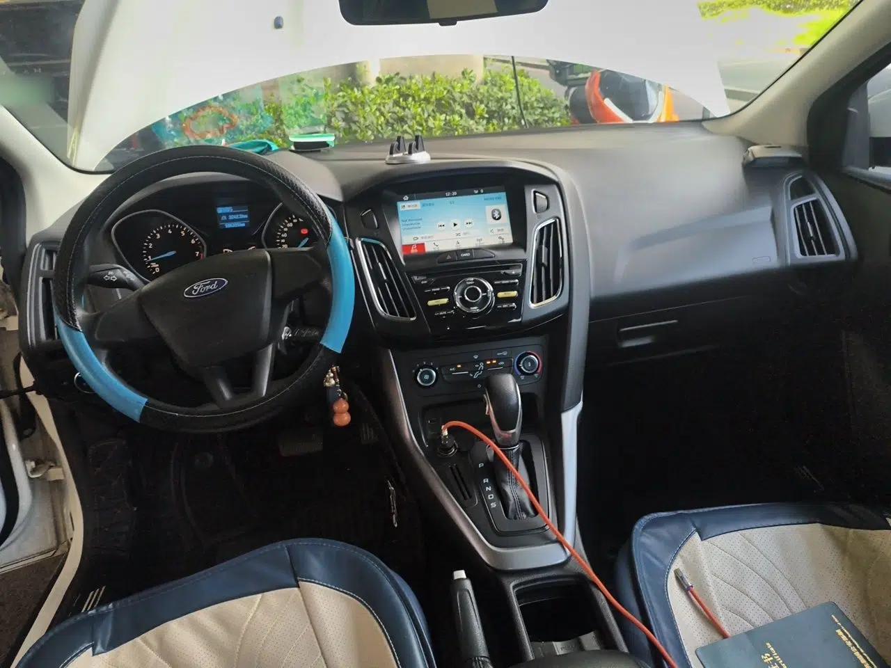 Ford Focus 2017 Hatchback 1.6L Automatic Comfort Plus SmartDrive Edition — миниатюра 9