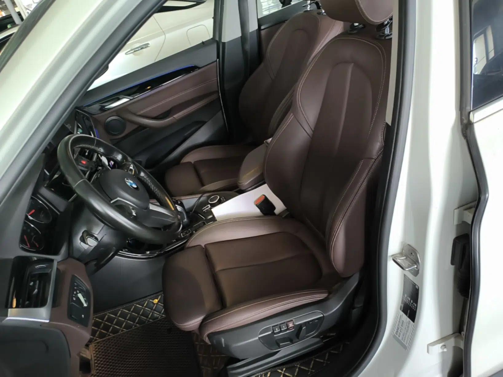 BMW X1 2020 sDrive20Li Premium Edition — миниатюра 17