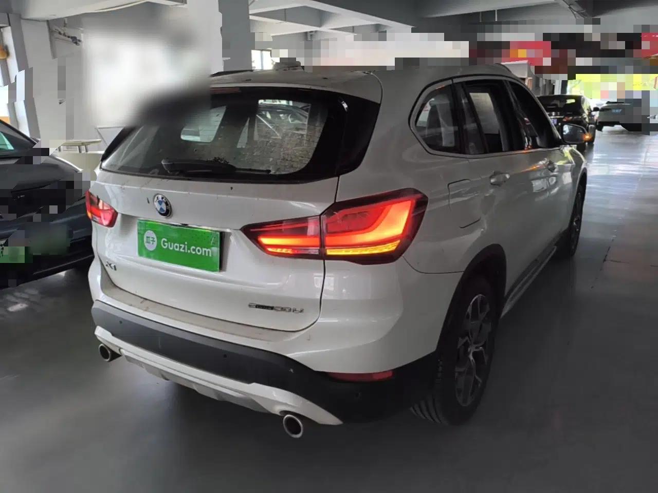 BMW X1 2020 sDrive20Li Premium Edition — миниатюра 6