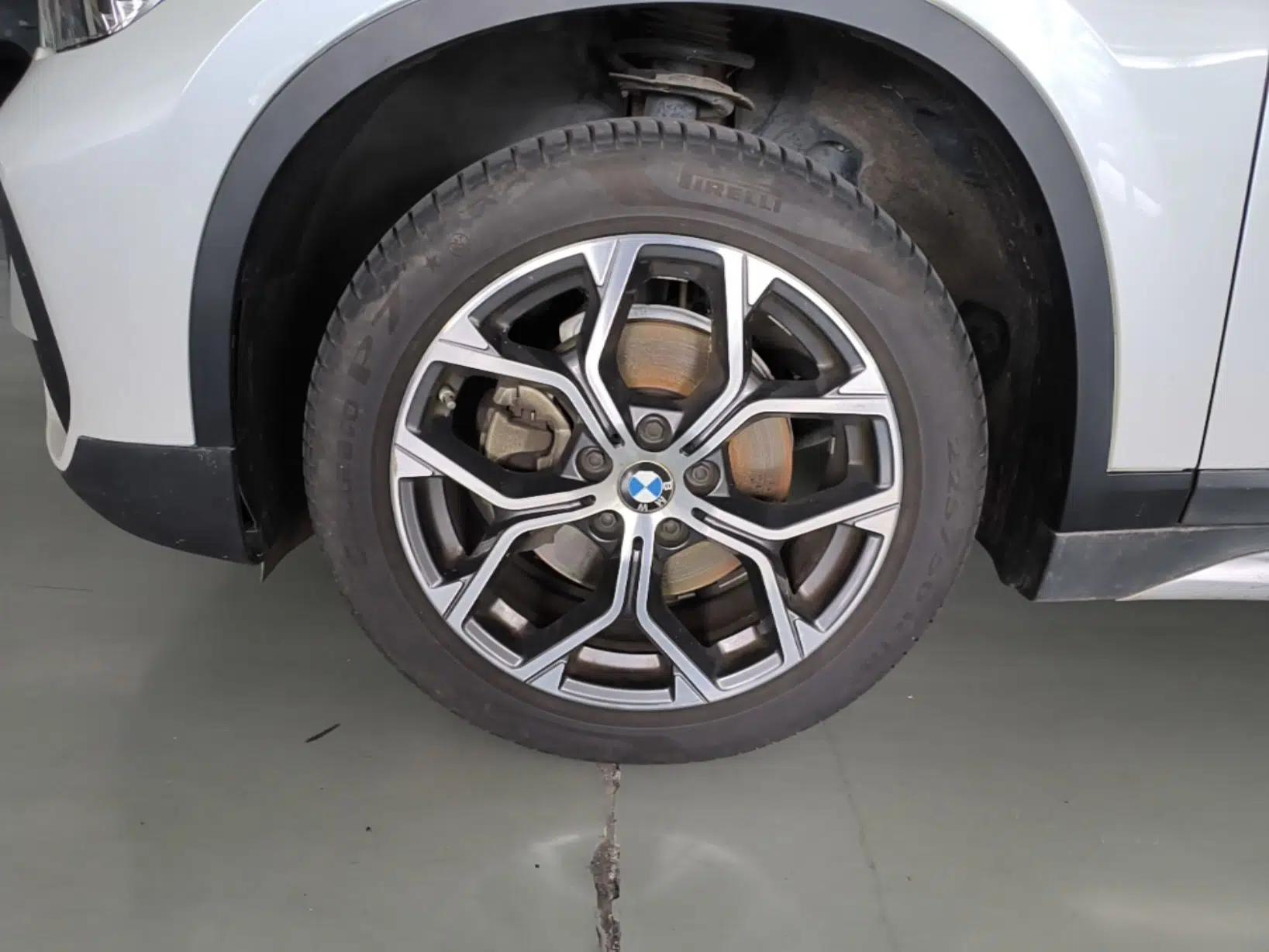 BMW X1 2020 sDrive20Li Premium Edition — миниатюра 10