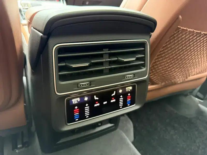 Audi Q7 2020 55 TFSI quattro S line Premium — миниатюра 13