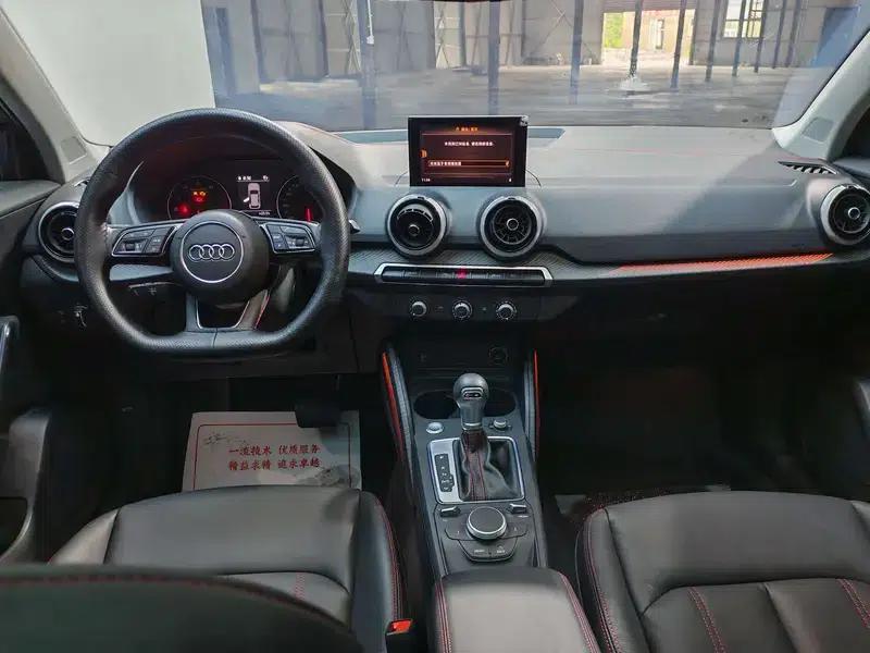 Audi Q2L 2022 35 TFSI Progressive Dynamic Edition — миниатюра 12