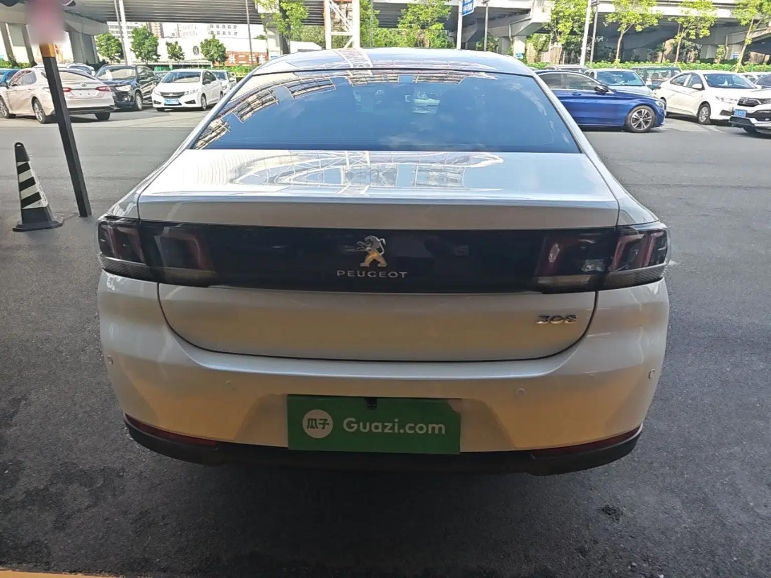 Peugeot 308 2016 1.6L Automatic Fashion Edition — миниатюра 5