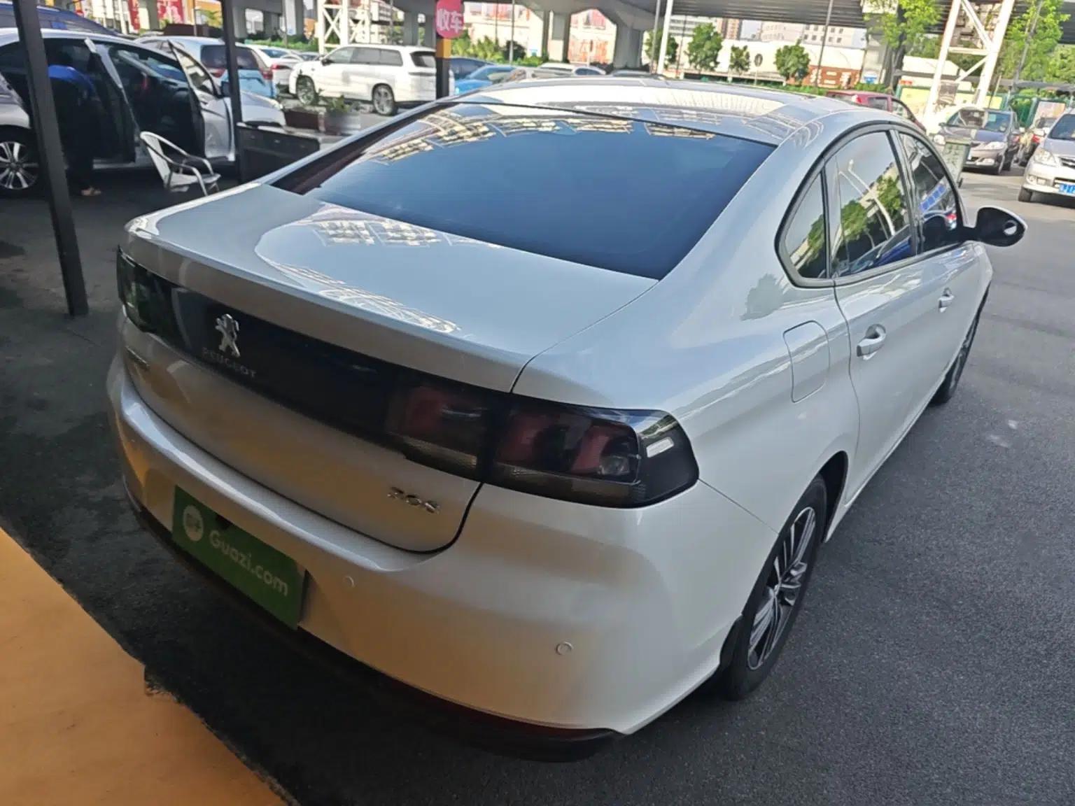 Peugeot 308 2016 1.6L Automatic Fashion Edition — миниатюра 6