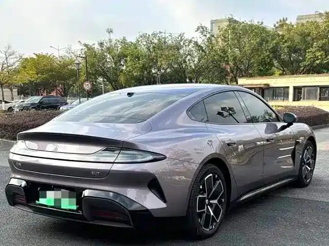 Xiaomi SU7 2024 Rear-Wheel Drive Long Range Advanced Intelligent Driving Pro Edition — миниатюра 5