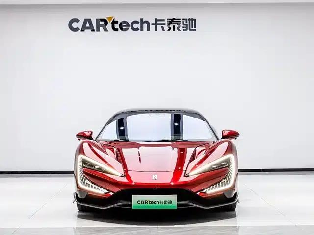 Looking up at the U9 2024 Standard Edition