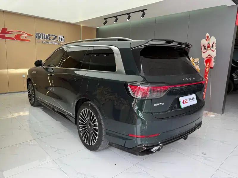 Wenjie M9 2024 Ultra Range Extended 6-Seater — миниатюра 4