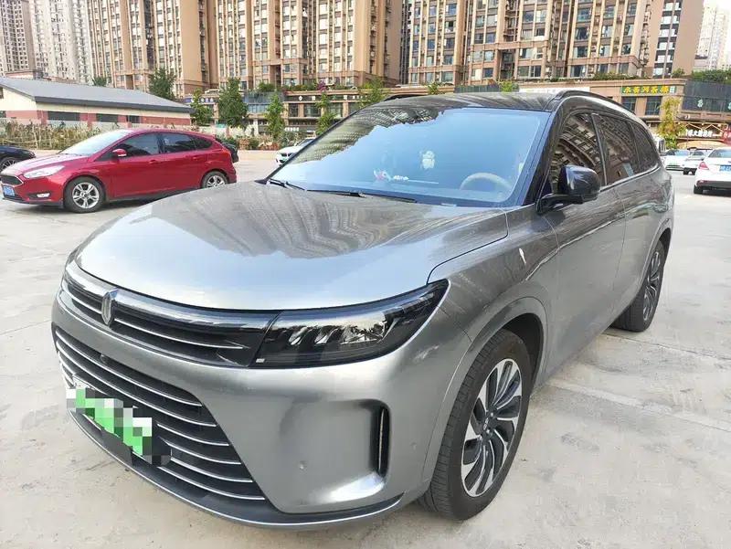 Wenjie M7 2024 Plus 5-seater Rear-wheel drive version — миниатюра 1