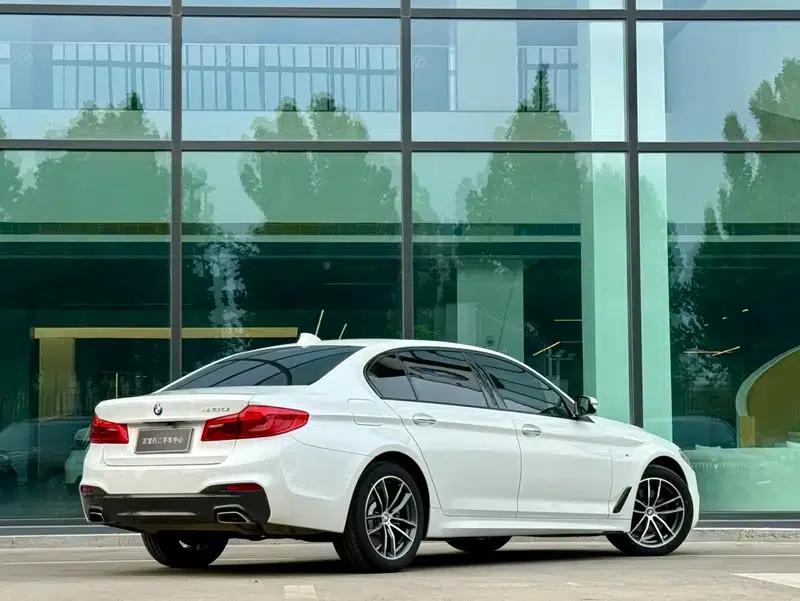 2018 BMW 5 Series 525Li M Sport Package — миниатюра 5