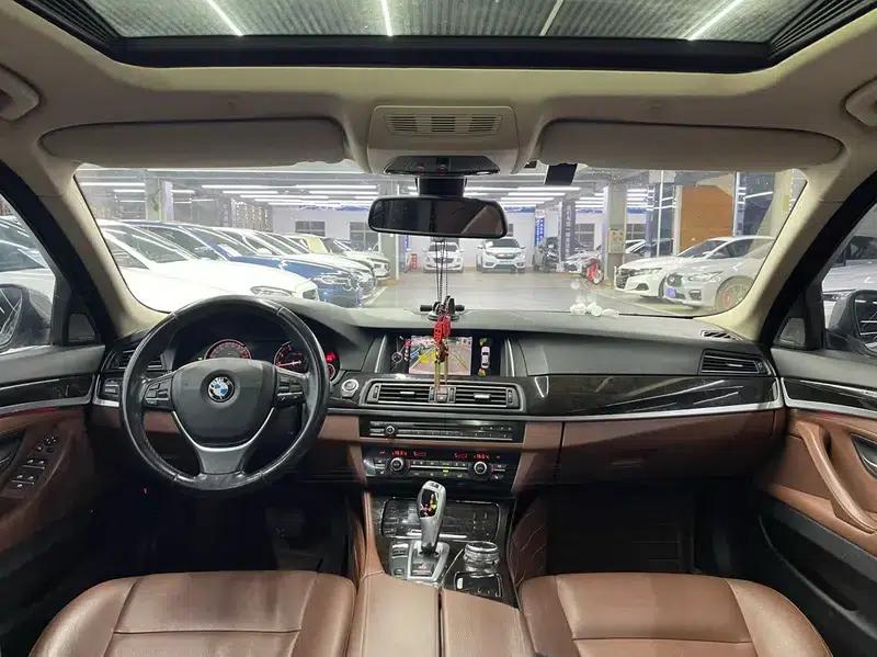 BMW 5 Series 2017 528Li Leading Edition — миниатюра 8