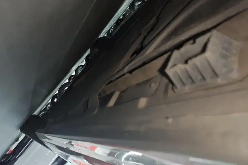 2017 BMW 5 Series 525Li Luxury Design Package — миниатюра 7