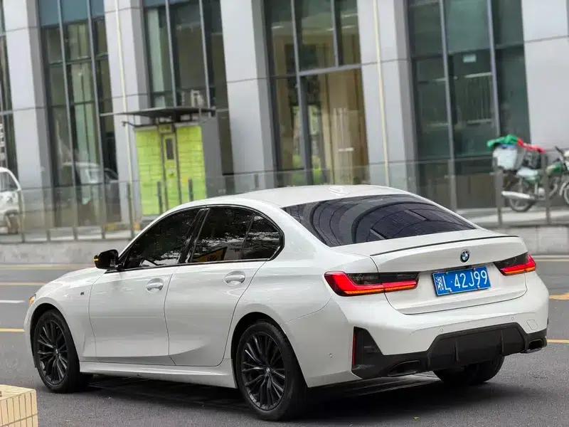 2023 BMW 3 Series 325i M Sport Shadow Edition — миниатюра 3