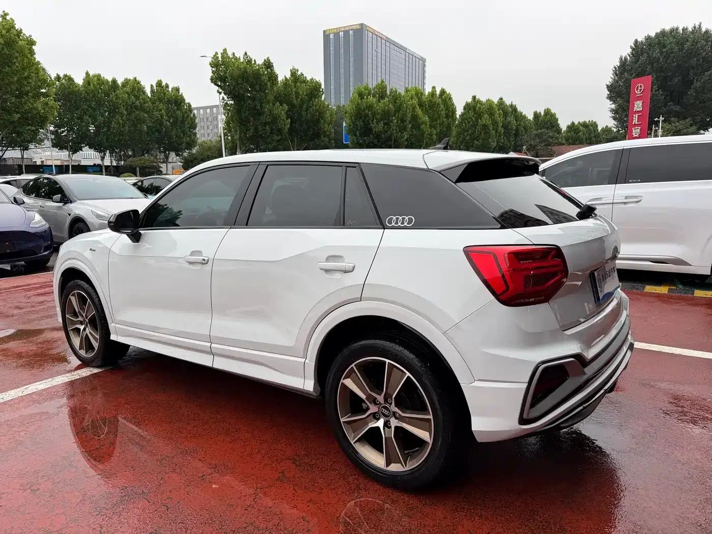 Audi Q2L 2022 35 TFSI Progressive Dynamic Edition — миниатюра 4