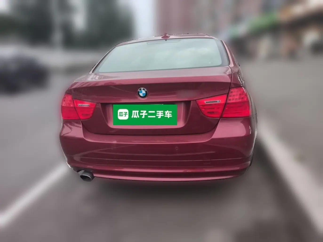 BMW 3 Series 2012 318i Leading Model — миниатюра 5