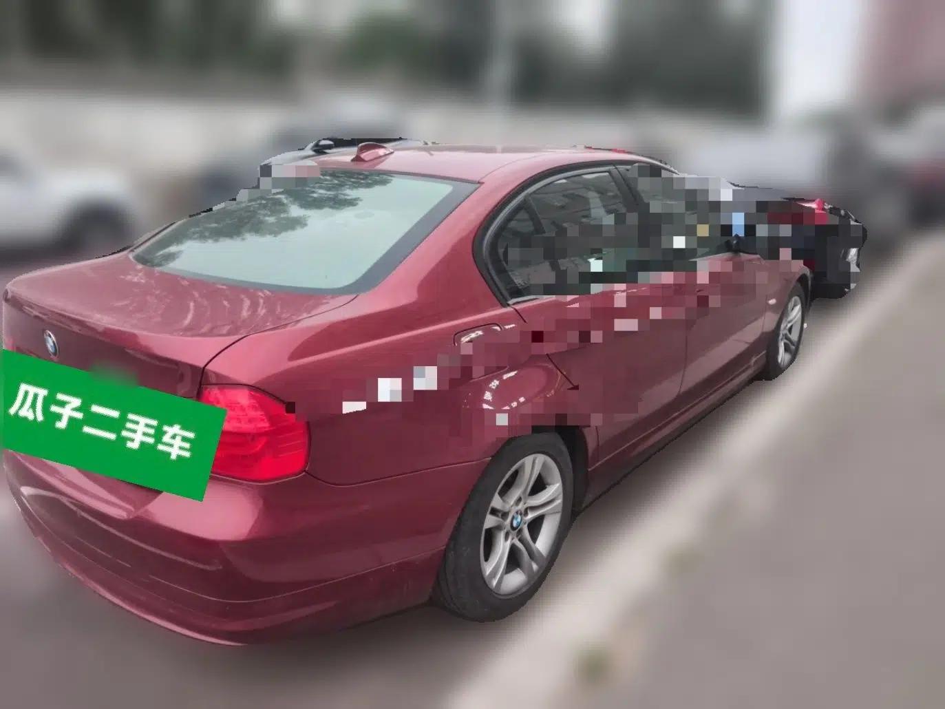 BMW 3 Series 2012 318i Leading Model — миниатюра 6
