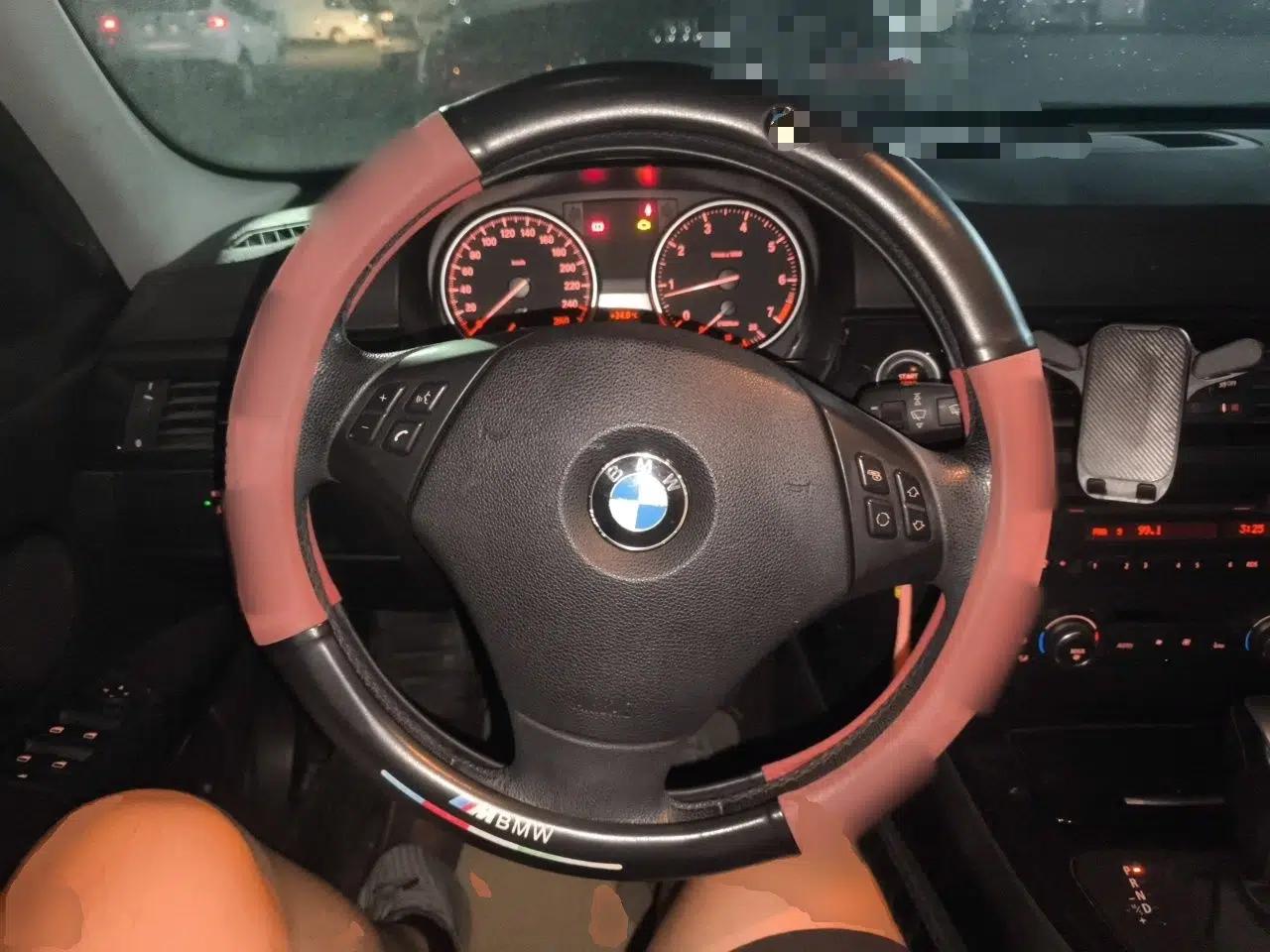 BMW 3 Series 2012 318i Leading Model — миниатюра 10