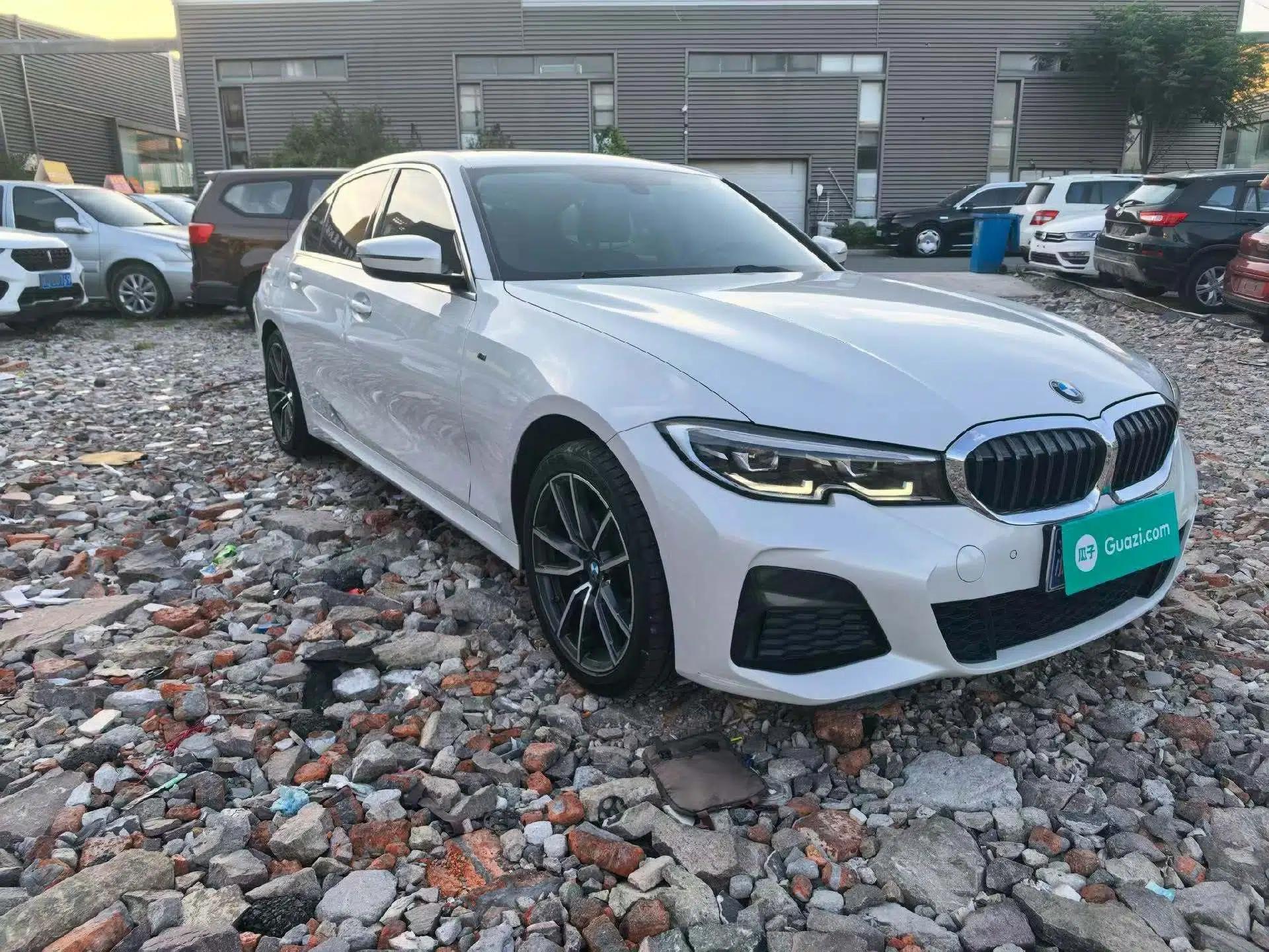 BMW 3 Series 2022 320Li M Sport Package — миниатюра 3