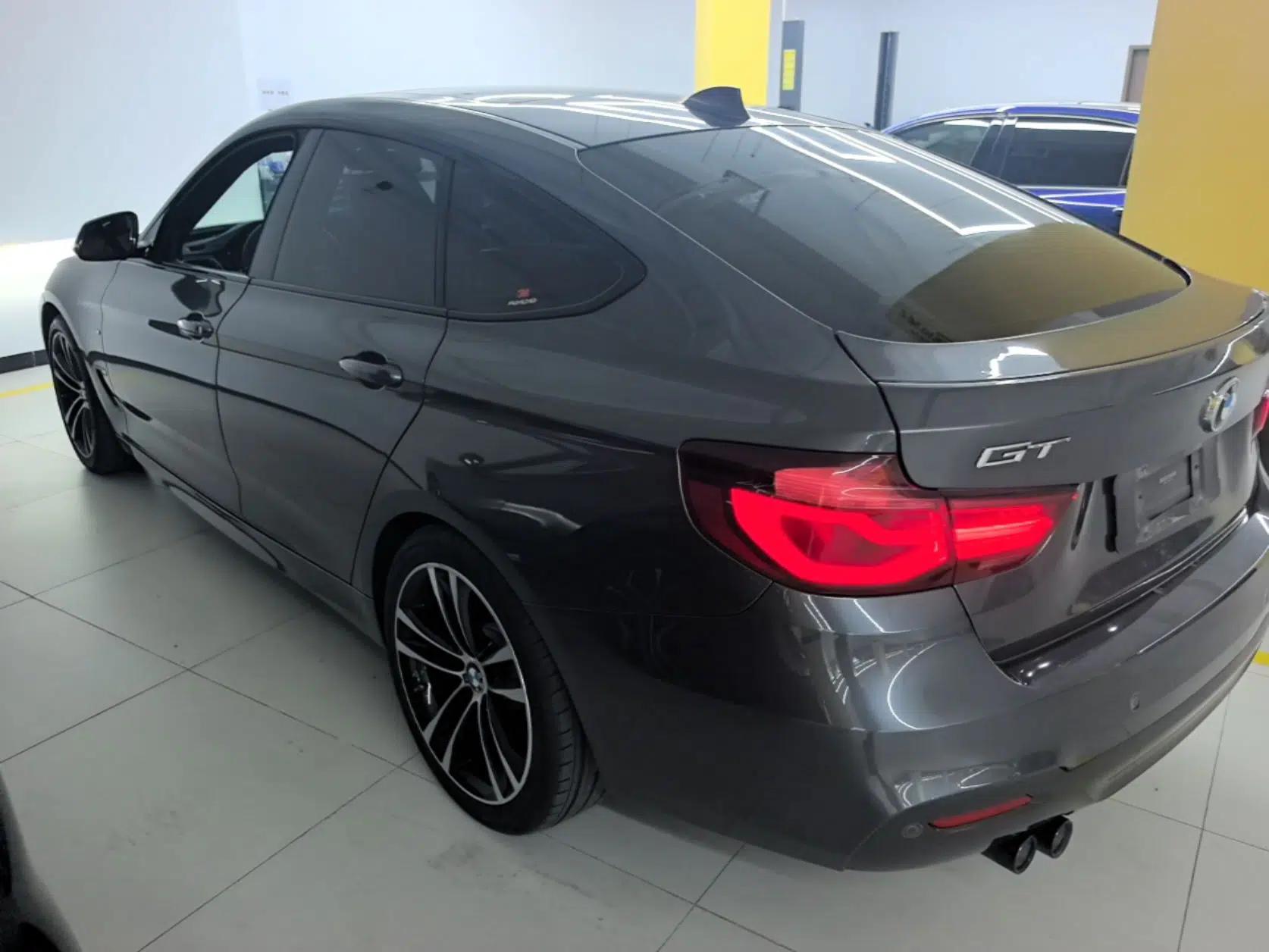 BMW 3 Series GT 2020 330i M Sport Night Edition — миниатюра 4