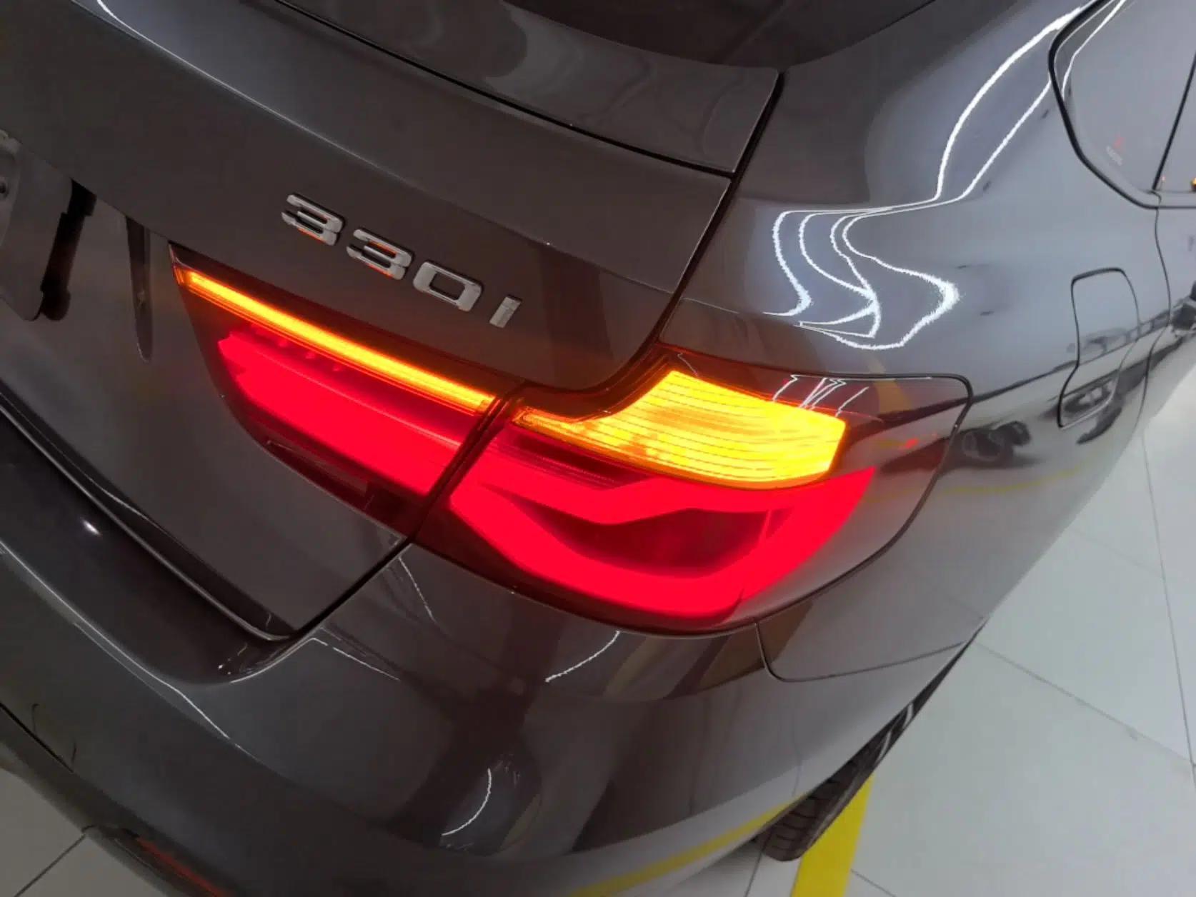 BMW 3 Series GT 2020 330i M Sport Night Edition — миниатюра 9