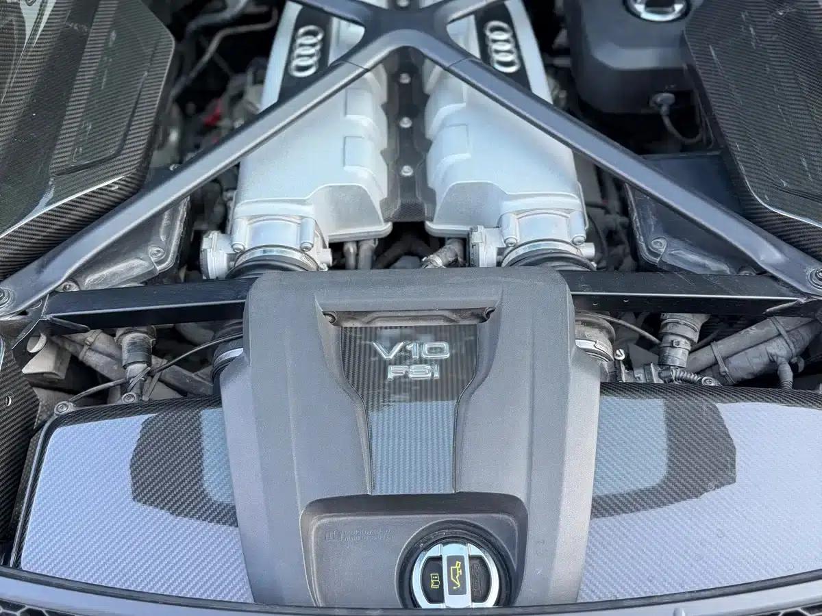 2016 Audi R8 V10 Coupe Performance — миниатюра 26